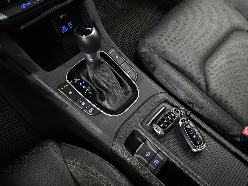 Hyundai I30 1.4 Turbo Style, снимка 9 - Автомобили и джипове - 56303961