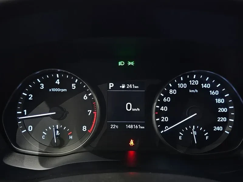 Hyundai I30 1.4 Turbo Style, снимка 8 - Автомобили и джипове - 56303961