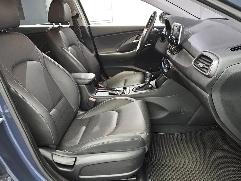 Hyundai I30 1.4 Turbo Style, снимка 12 - Автомобили и джипове - 56303961
