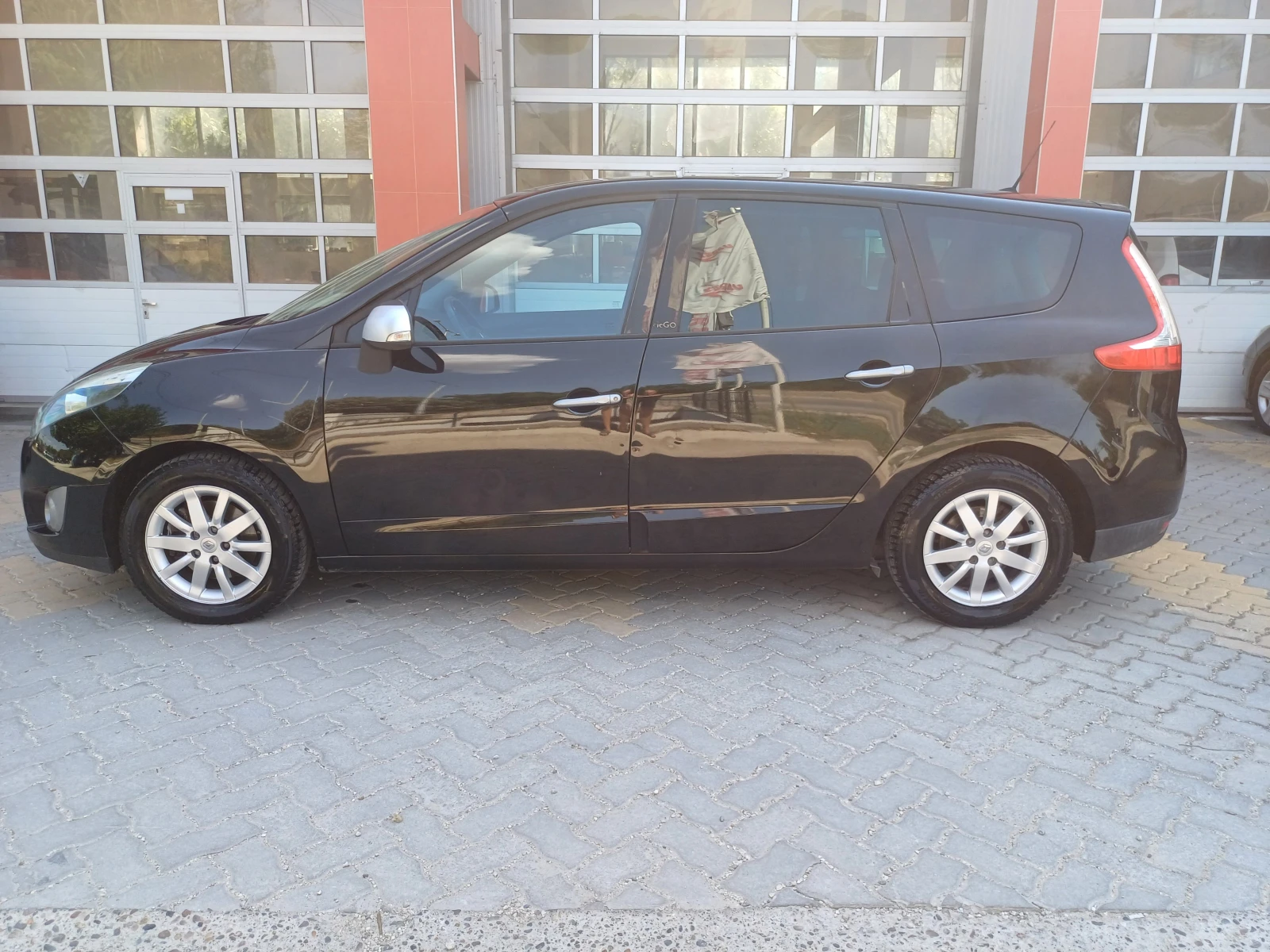 Renault Grand scenic 1.5DCI NAVI - изображение 8