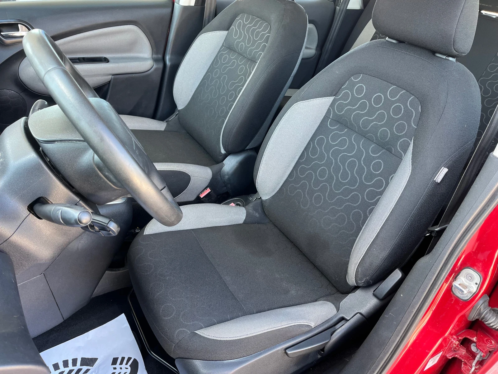 Citroen C3 Picasso 1, 4-I - изображение 8