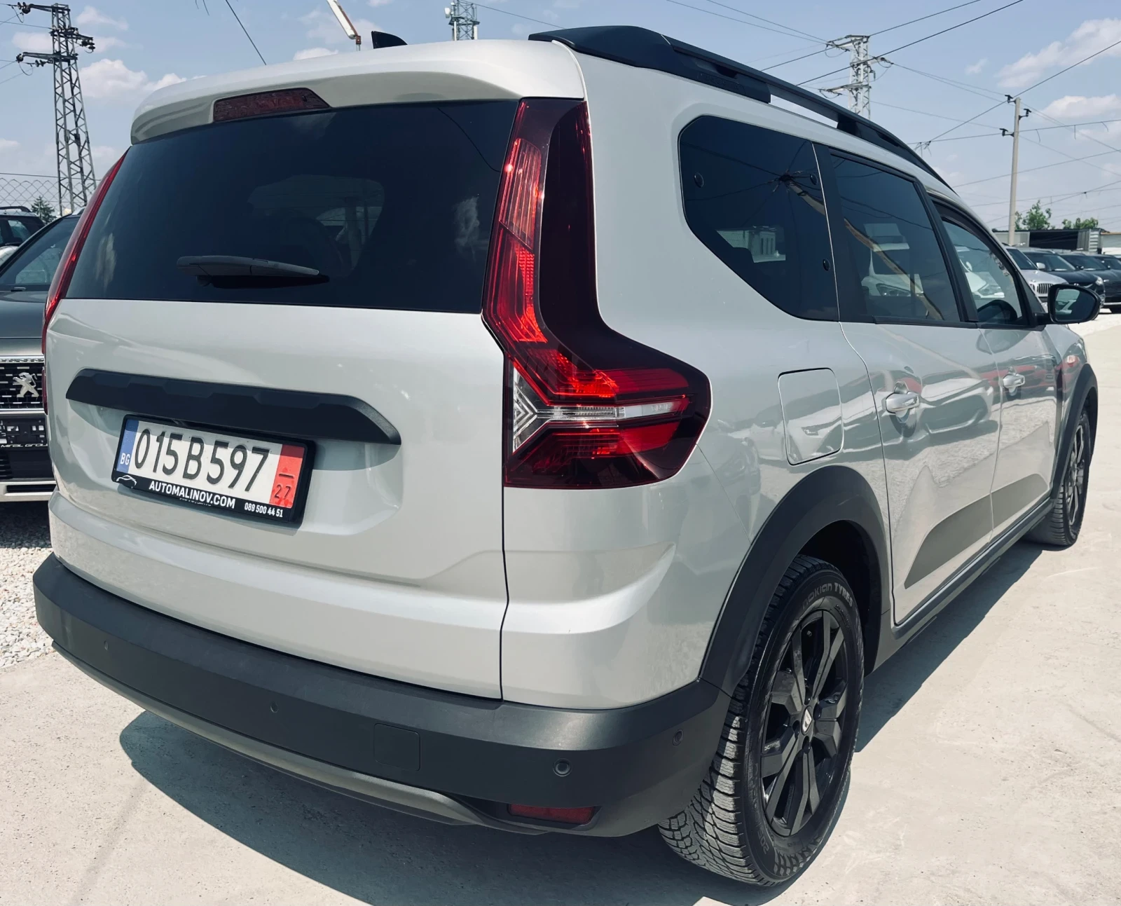 Dacia Jogger Extreme 1.0lpg, 7места, car play, key less - изображение 6