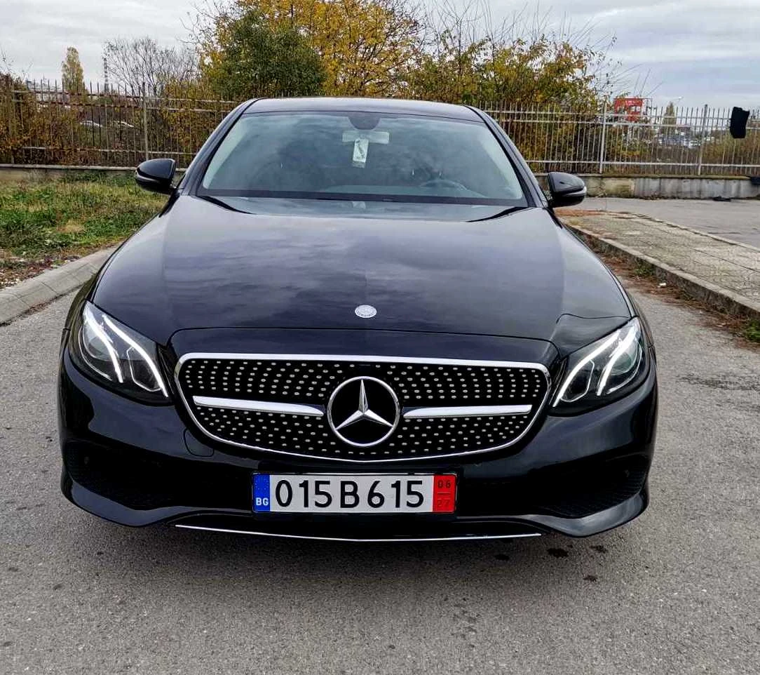 Mercedes-Benz E 350 КАТО НОВ/AMG-PACK* 9G-TRONIC - изображение 2