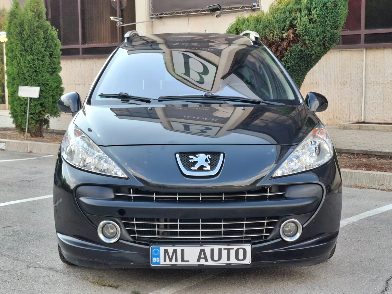 Peugeot 207 1.6HDI 90hp * КЛИМАТРОНИК * ПАНОРАМА * EURO 4*  - изображение 9