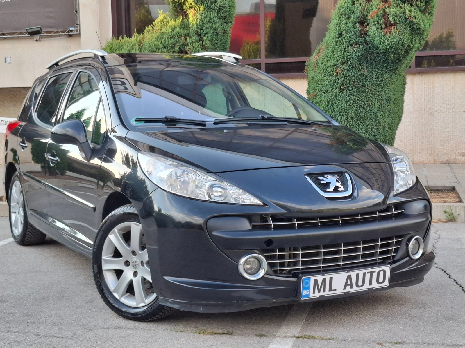 Peugeot 207 1.6HDI 90hp * КЛИМАТРОНИК * ПАНОРАМА * EURO 4*  - изображение 2