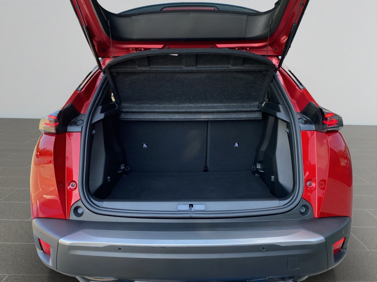 Peugeot 2008 GT 1.2 145 eDSC6 HYBRID 48V   06.2030 . | Mobile.bg   13