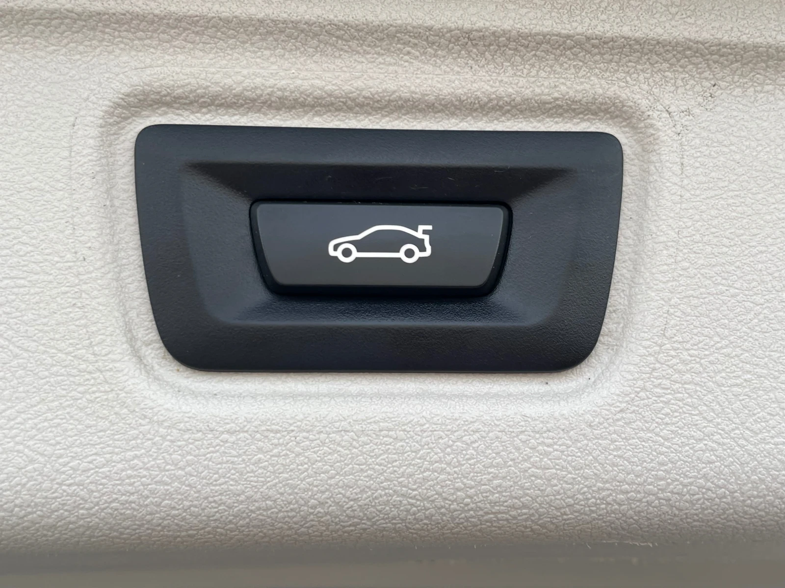 BMW 318 G21/Mild Hybrid/Touring/Digital Key/Ambient/ | Mobile.bg   16