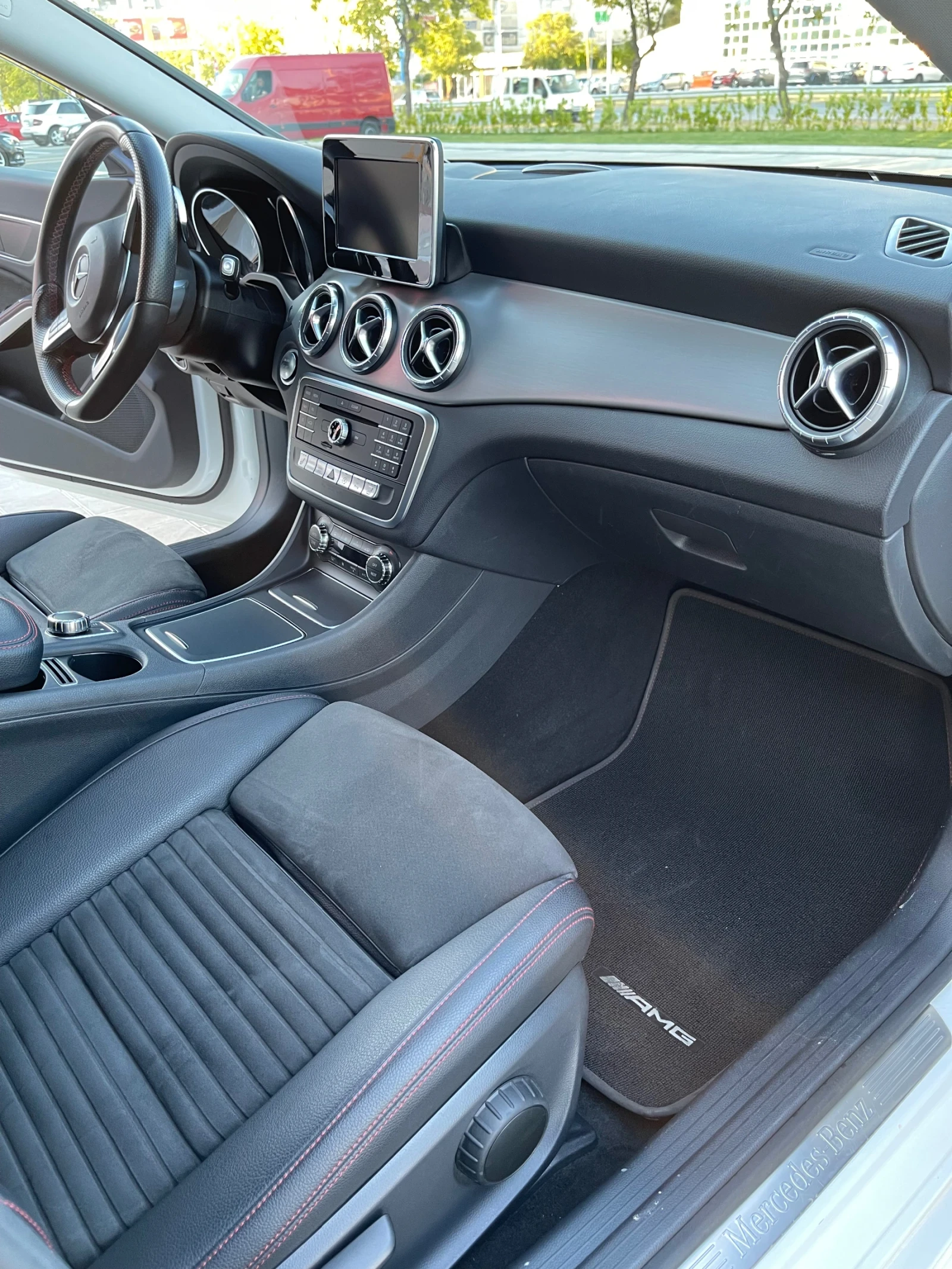 Mercedes-Benz CLA 220 AMG-pack / 4Matic  - изображение 10