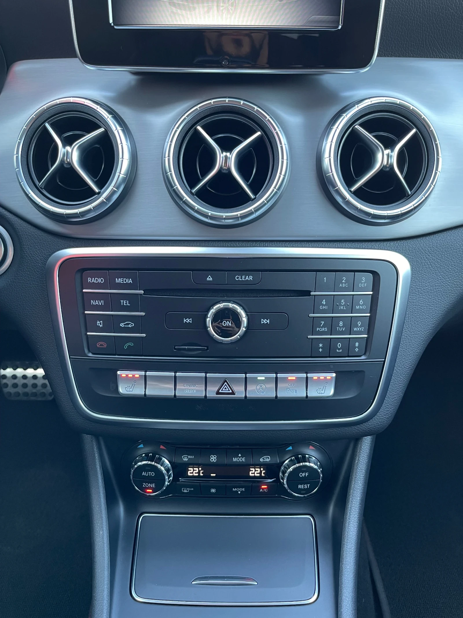 Mercedes-Benz CLA 220 AMG-pack / 4Matic  | Mobile.bg   13