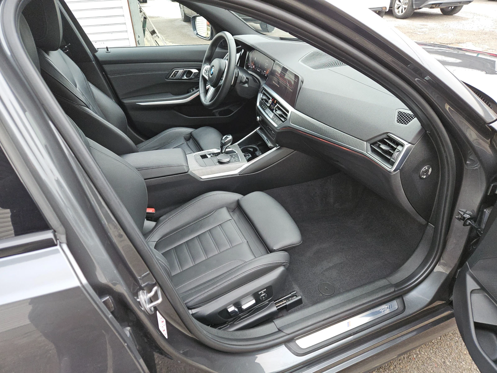 BMW 320 D/M-Sport/HeadUp/CARPLAY/NAVI/LED/������/EURO6/��� | Mobile.bg � ����������� 15