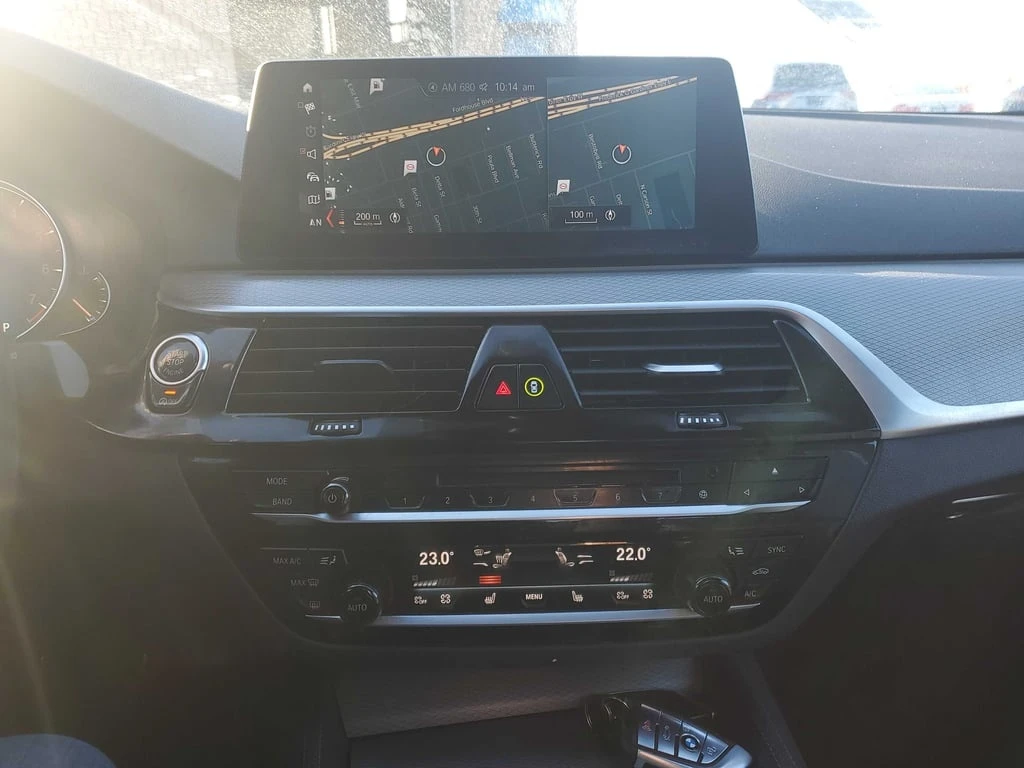 BMW 530 530i xDrive  CARFAX | Mobile.bg � ����������� 9