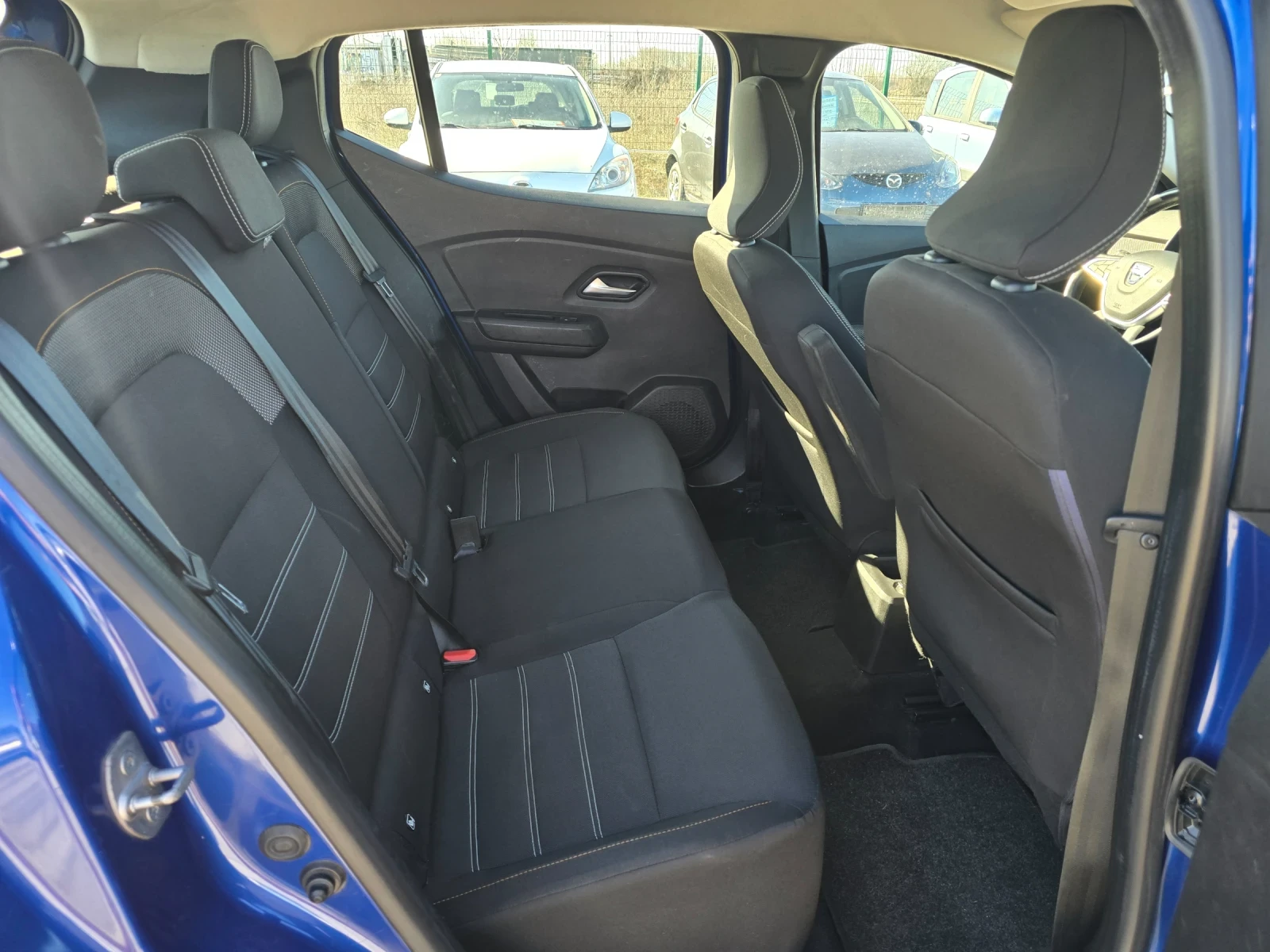 Dacia Sandero STEPWAY 1.0i 101 кс ФАБРИЧНА ГАЗ ЕВРО 6, снимка 17 - Автомобили и джипове - 53799407