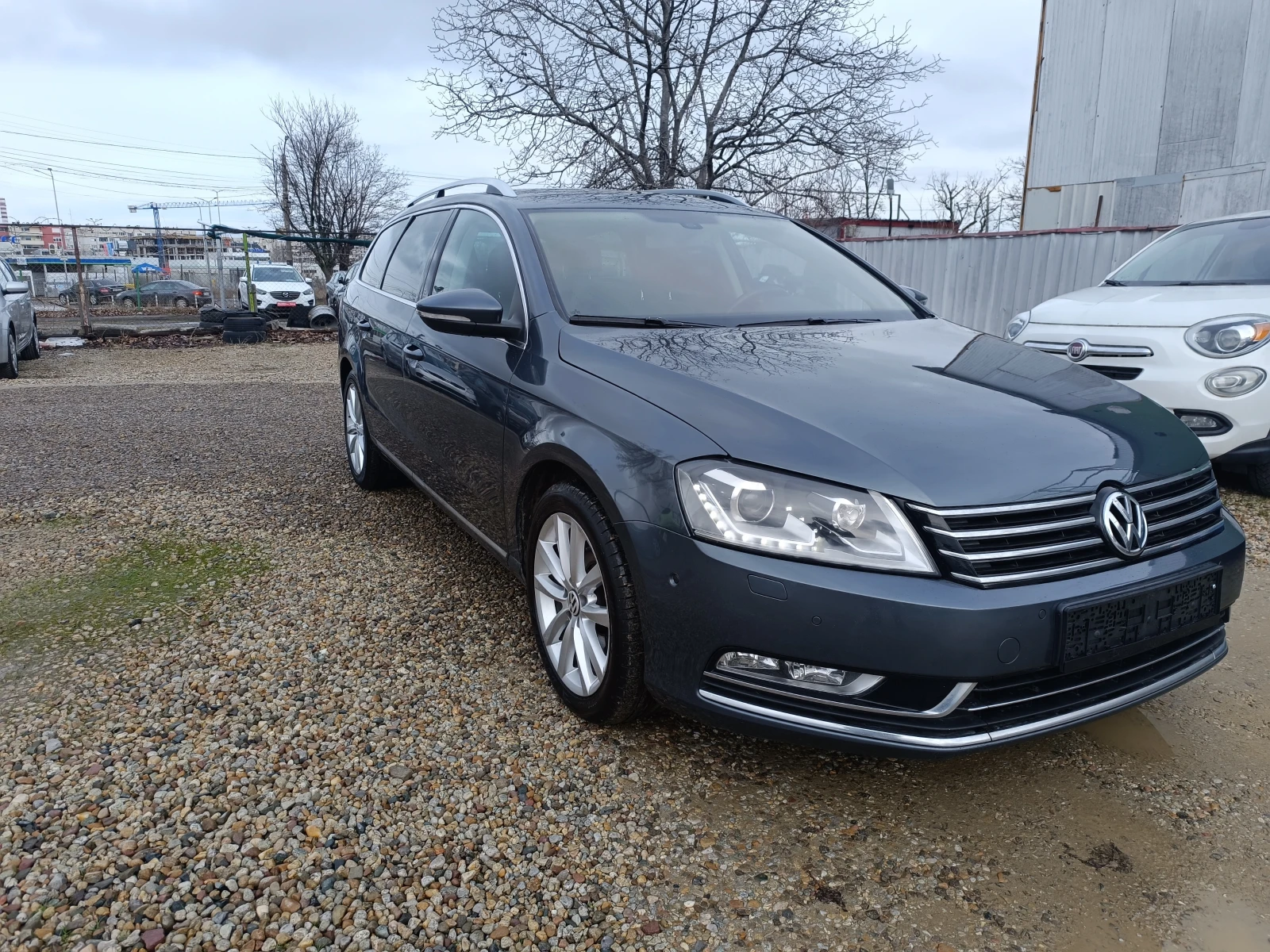 VW Passat 2.0TDI 170к.с. * HIGHLINE * Навигация * , снимка 8 - Автомобили и джипове - 53906330