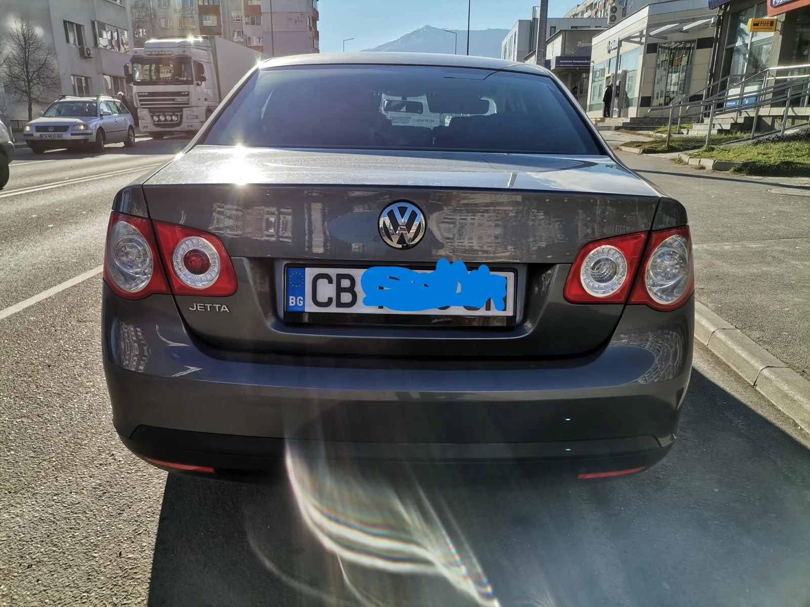VW Jetta, снимка 4 - Автомобили и джипове - 54046069