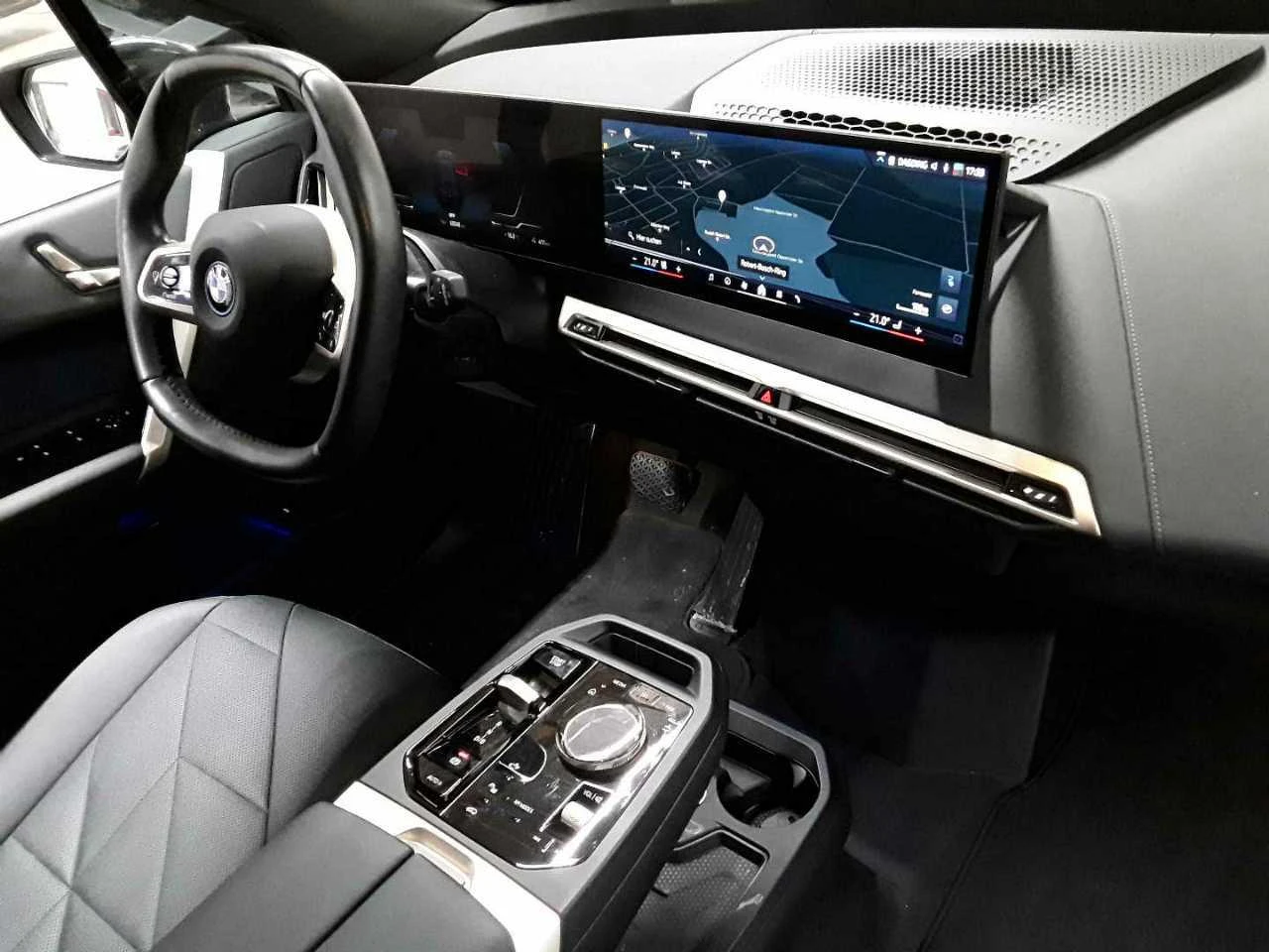 BMW iX 50 523 hp, снимка 7 - Автомобили и джипове - 54110038