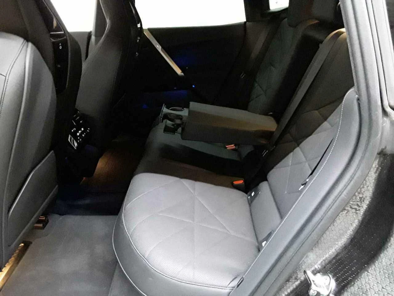 BMW iX 50 523 hp, снимка 5 - Автомобили и джипове - 54110038