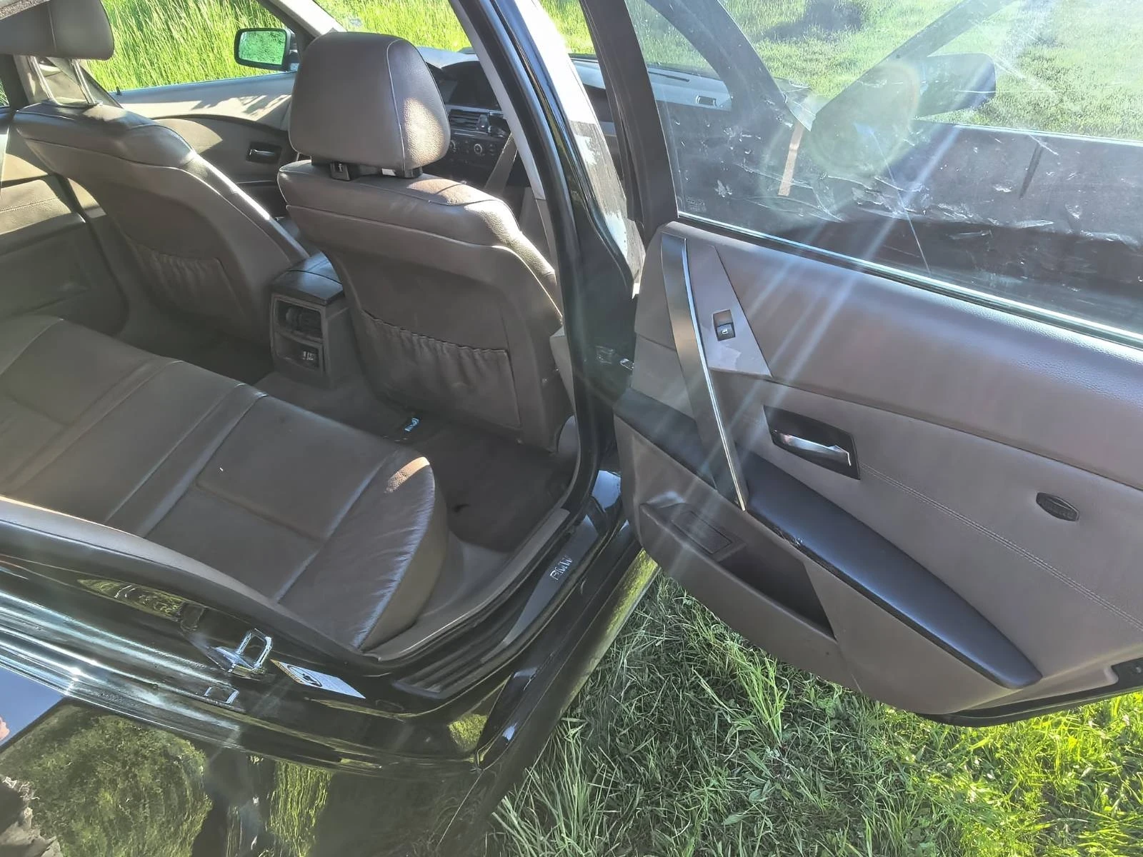 BMW 530 Е60, снимка 16 - Автомобили и джипове - 54683941
