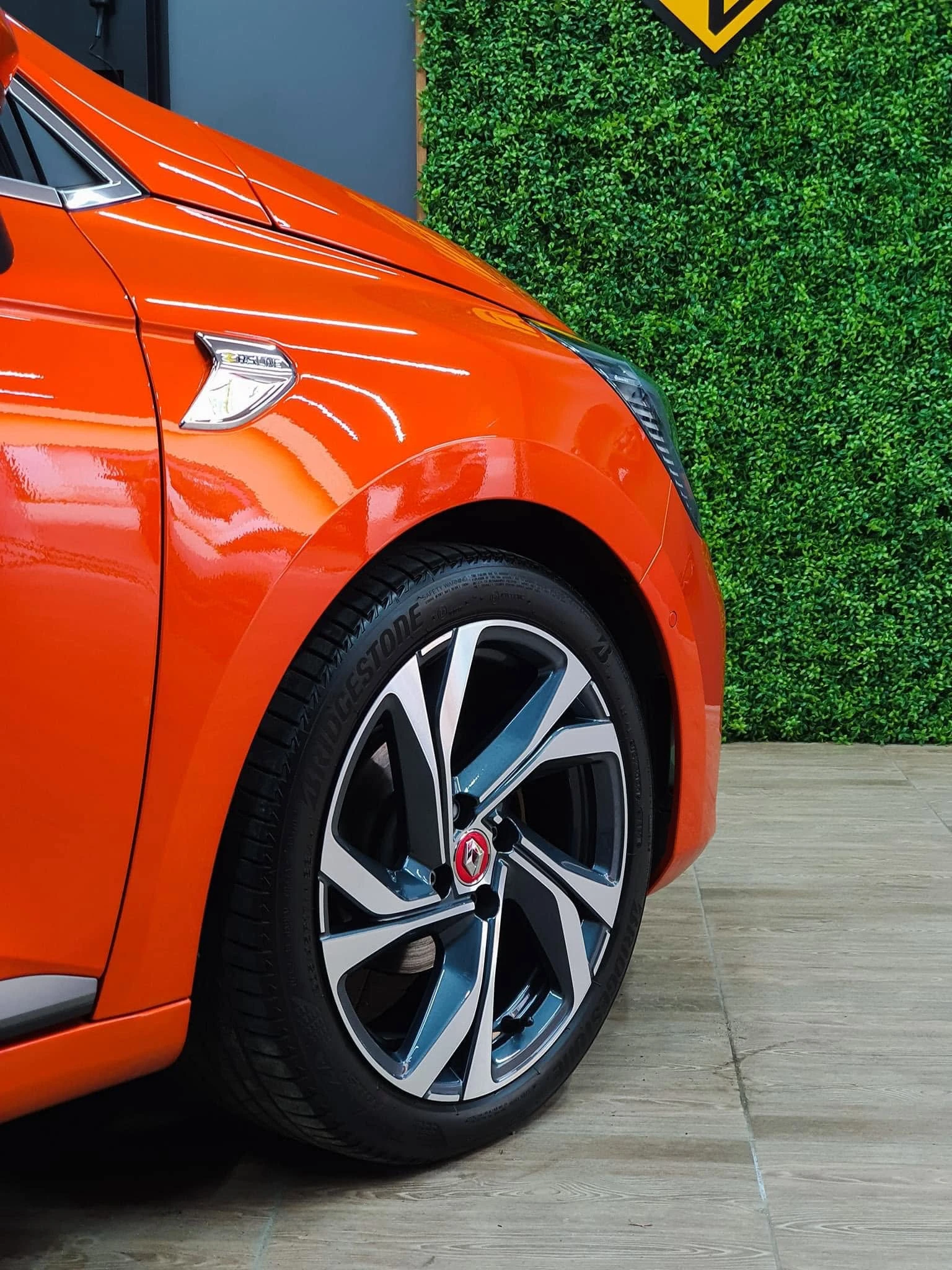 Renault Clio R.S Line 1.0Tce, снимка 4 - Автомобили и джипове - 55014883