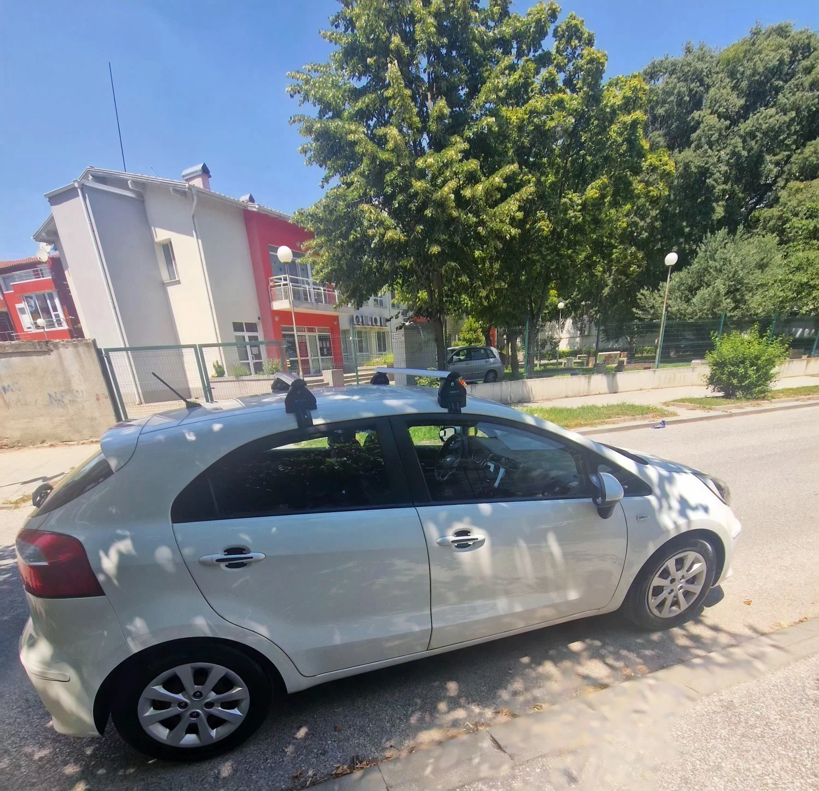 Kia Rio 2017, снимка 3 - Автомобили и джипове - 55382089