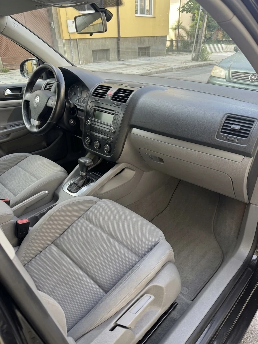 VW Golf, снимка 14 - Автомобили и джипове - 55617973