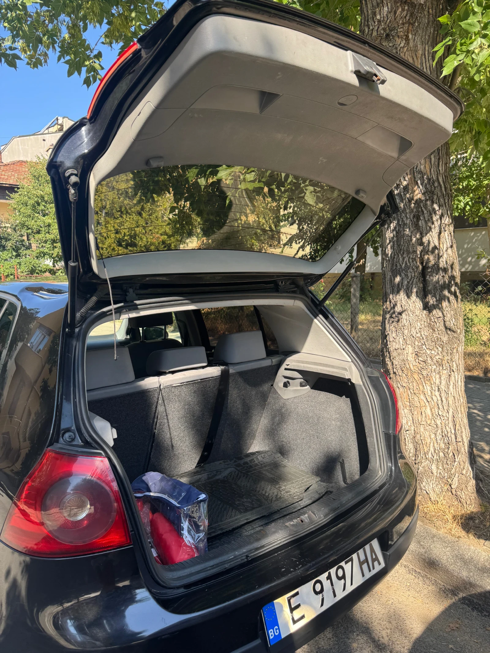 VW Golf, снимка 5 - Автомобили и джипове - 55617973