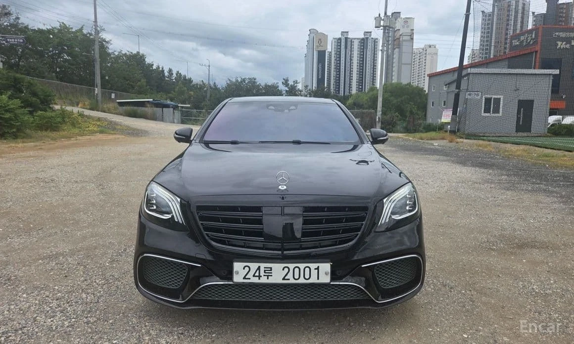 Mercedes-Benz S 500 63 AMG PKG | EXECUTIVE REAR SEAT | DVD , снимка 2 - Автомобили и джипове - 55682426