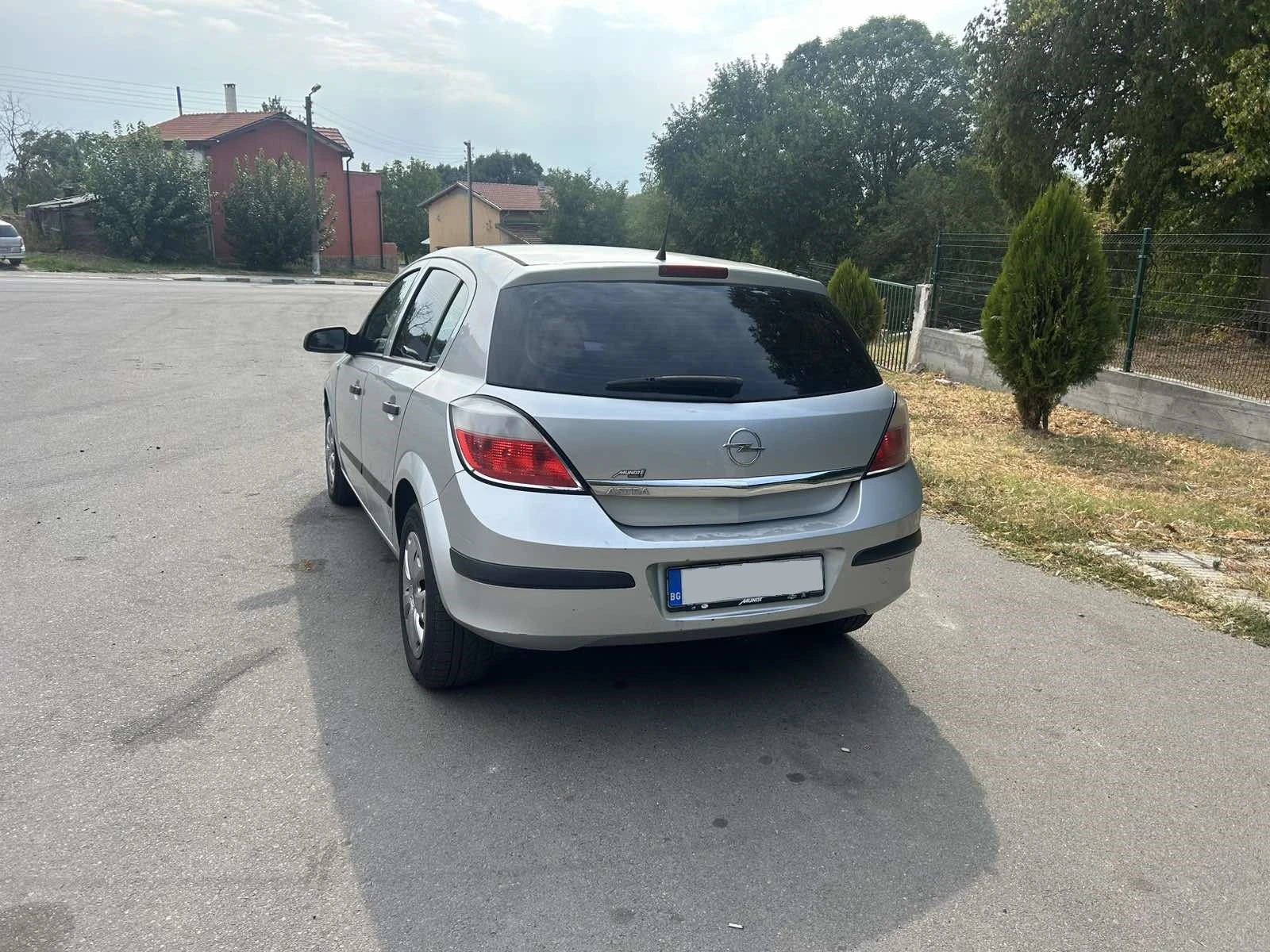Opel Astra, снимка 3 - Автомобили и джипове - 56075119