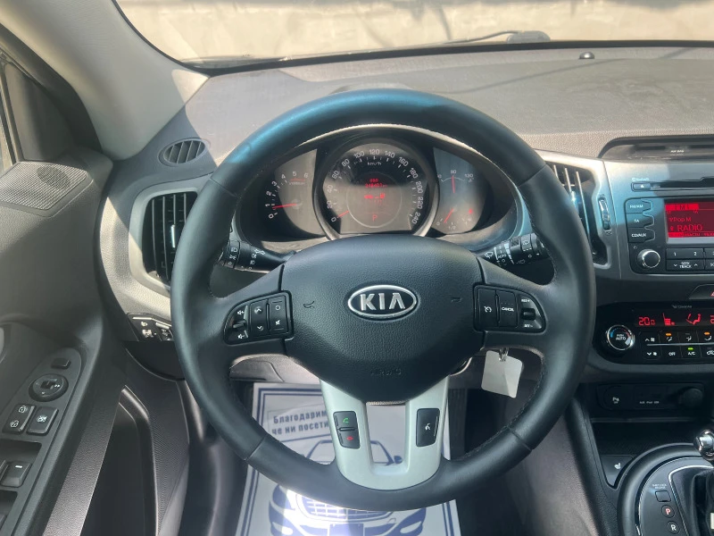 Kia Sportage 2.0CRDI AWD, снимка 10 - Автомобили и джипове - 46054638