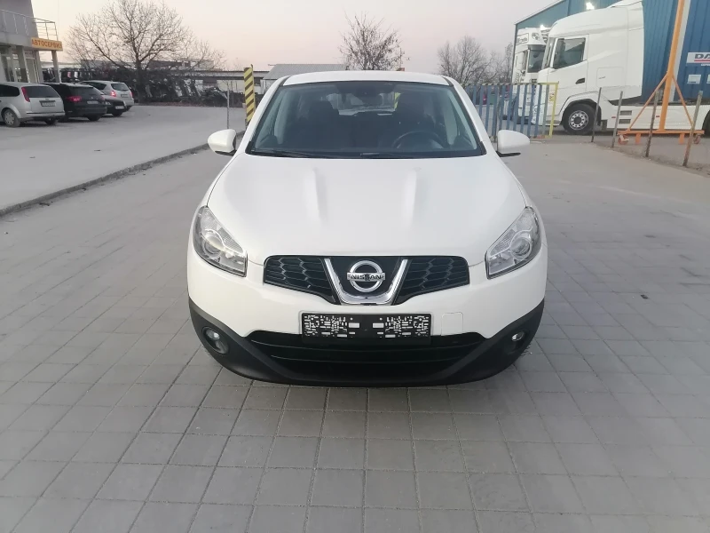 Nissan Qashqai, снимка 1 - Автомобили и джипове - 48152071