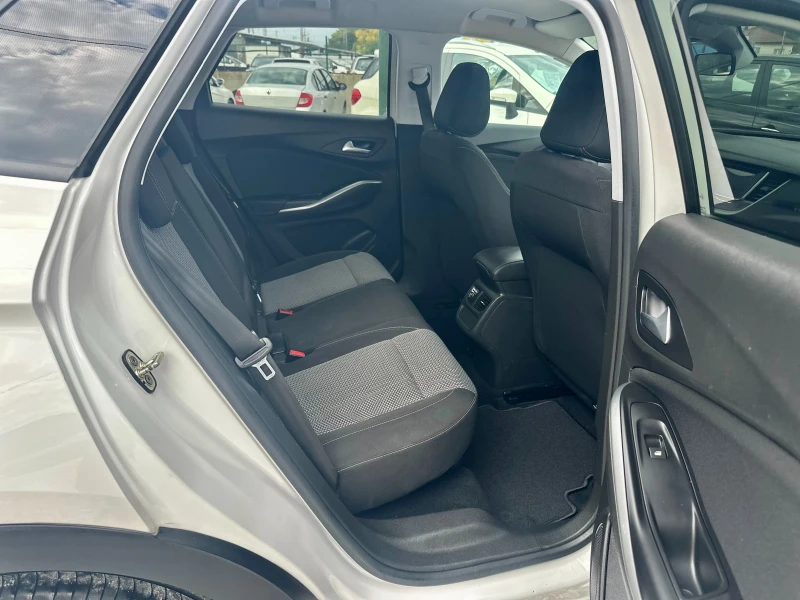 Opel Grandland X 1.5* NAVI* TOP, снимка 9 - Автомобили и джипове - 52066468