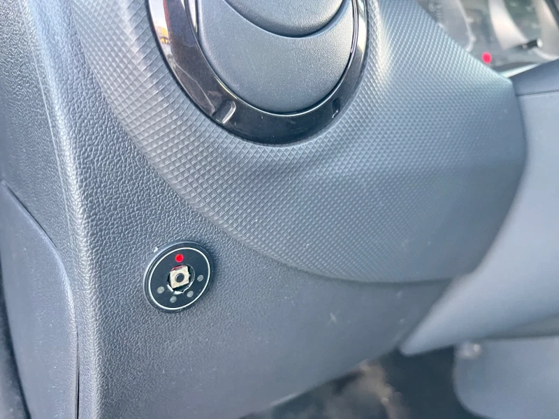 Dacia Duster 1.6 газ, Италия, клима, снимка 10 - Автомобили и джипове - 52418001