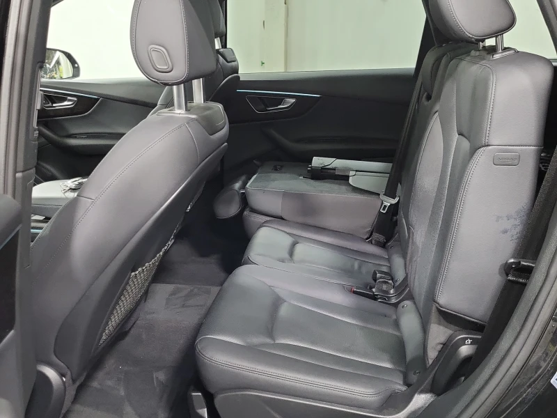 Audi Q7 * PROGRESSIV * CARFAX * БЕЗ ПЪРВОНАЧАЛНА ВНОСКА, снимка 11 - Автомобили и джипове - 52804171
