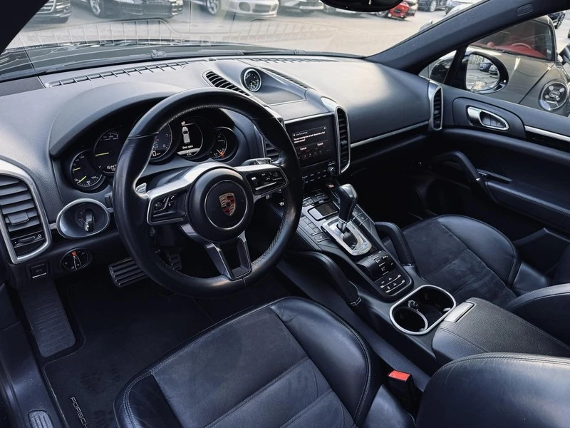 Porsche Cayenne S E Hybrid Platinum Edition, снимка 8 - Автомобили и джипове - 49124963