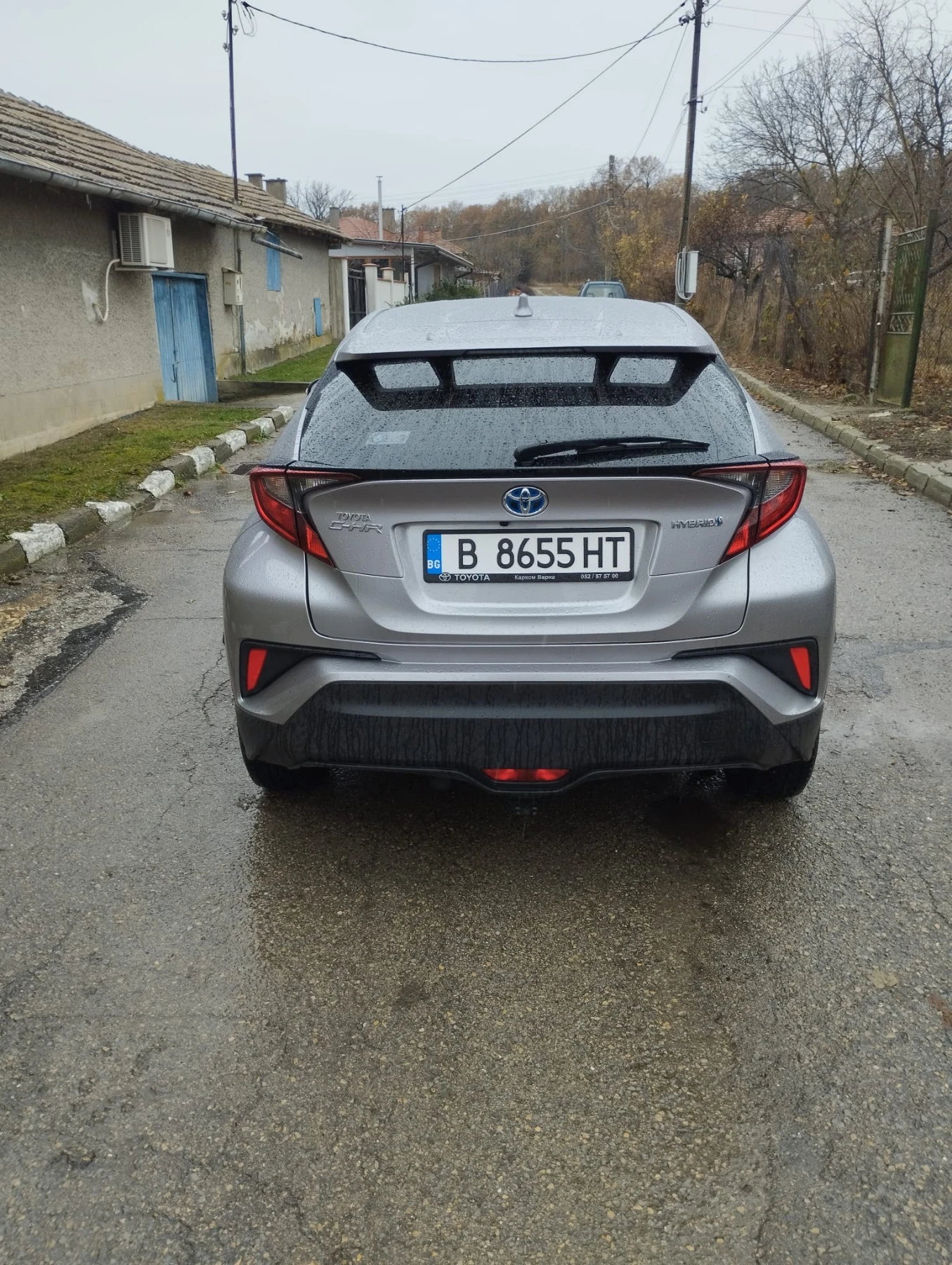 Toyota C-HR Hybrid 33000км.Facelift - изображение 2