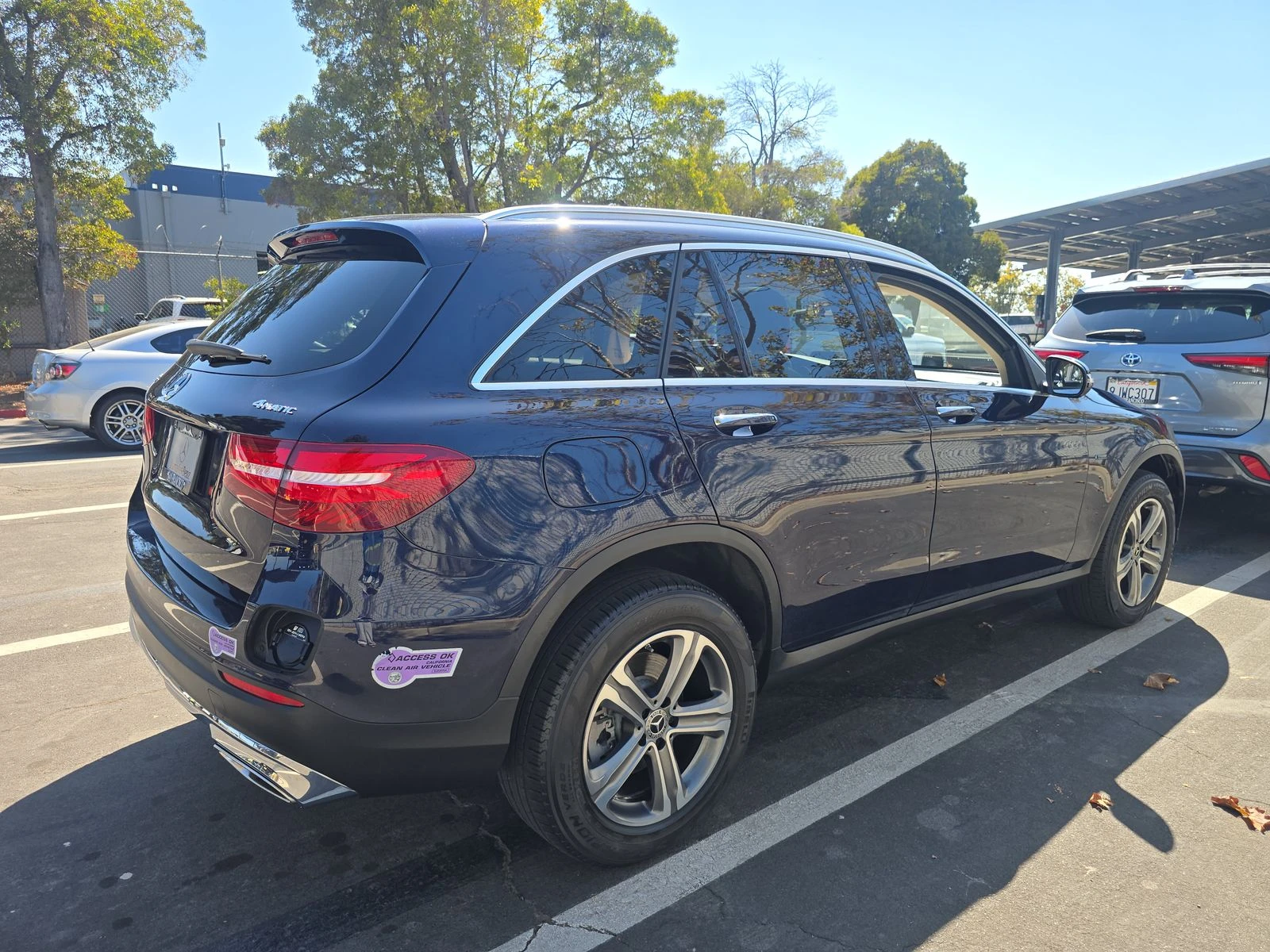 Mercedes-Benz GLC 350 PANO* BURMASTER* KEYLESS GO* ПОДГРЕВ* КАМЕРА* APPL - изображение 5