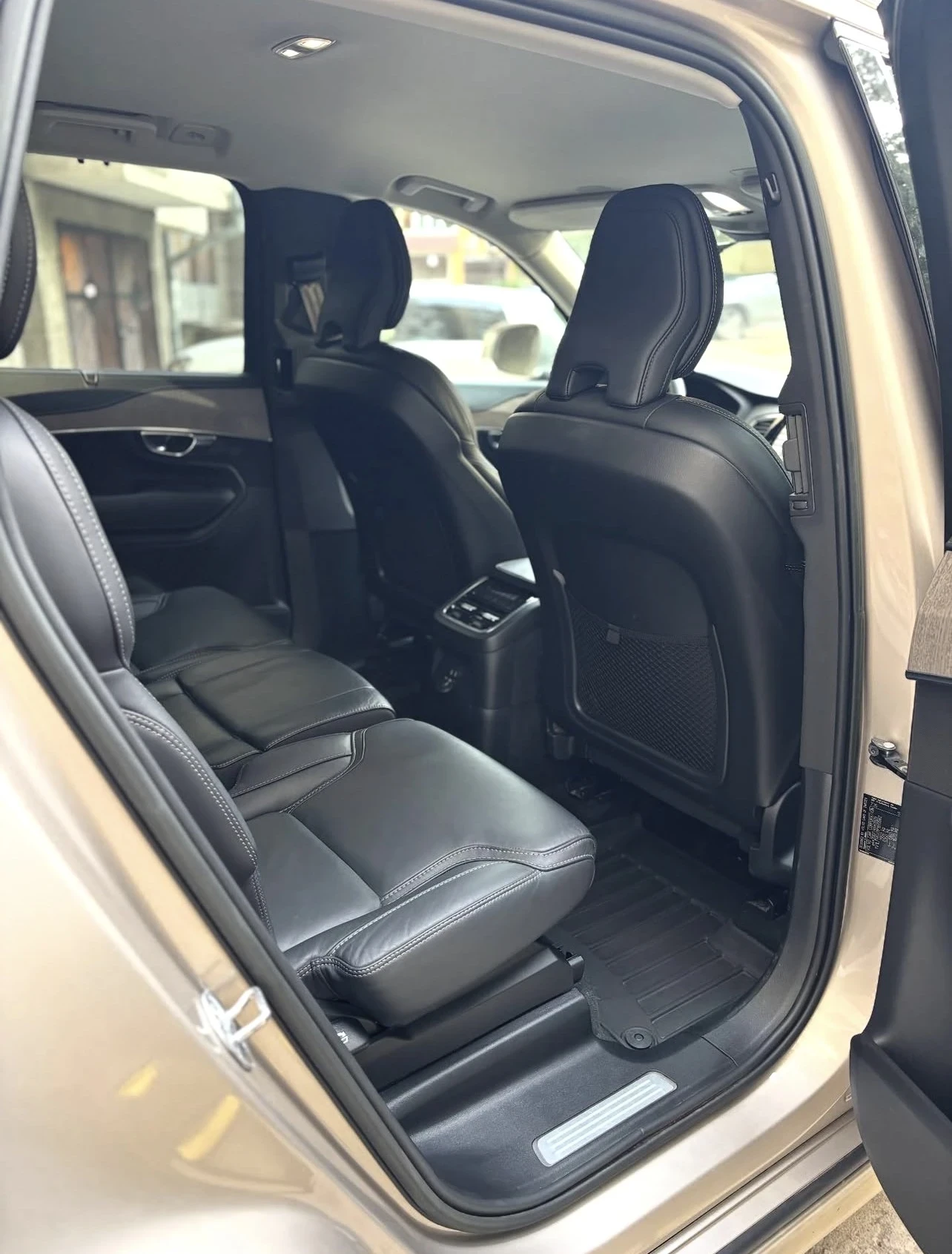 Volvo Xc90  T8/PLUS-BRIGHT/455HP/AWD/7S./LED/NAVI/ | Mobile.bg   3