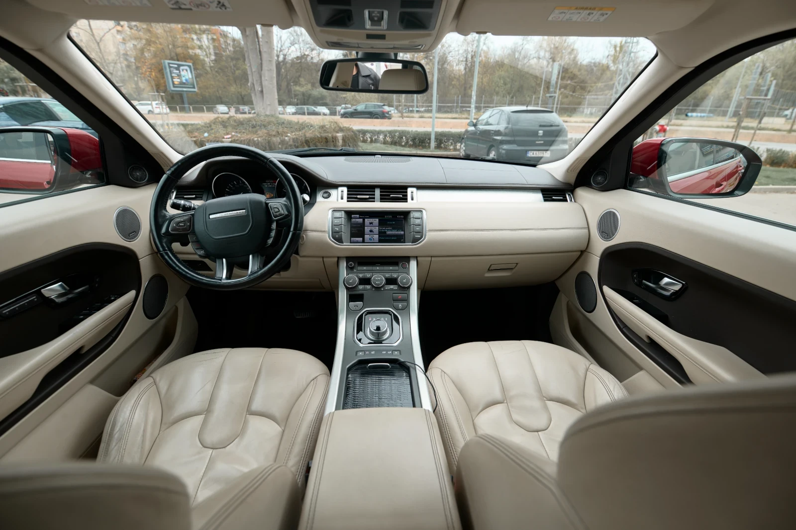 Land Rover Range Rover Evoque, снимка 13 - Автомобили и джипове - 54222199