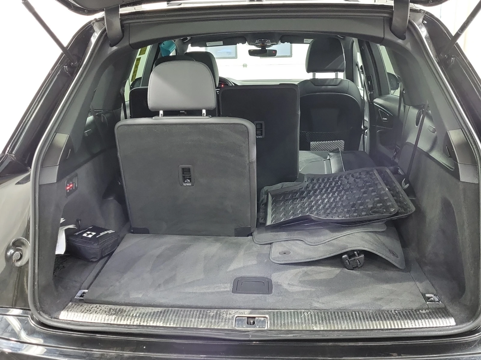 Audi Q7 * PROGRESSIV * CARFAX * ��� ������������ ������ | Mobile.bg � ����������� 13