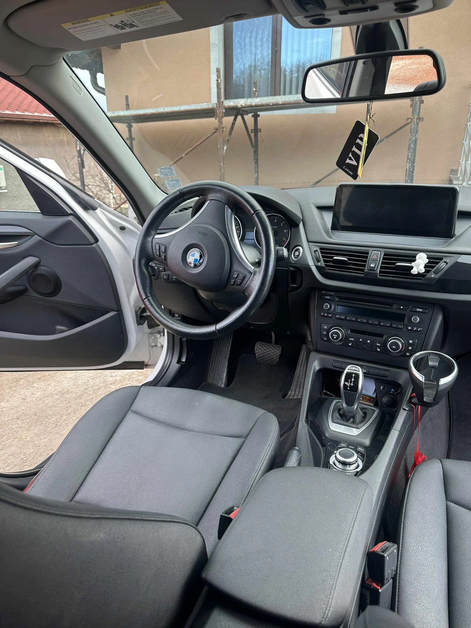 BMW X1 2.8 i Xdrive, снимка 12 - Автомобили и джипове - 53226760