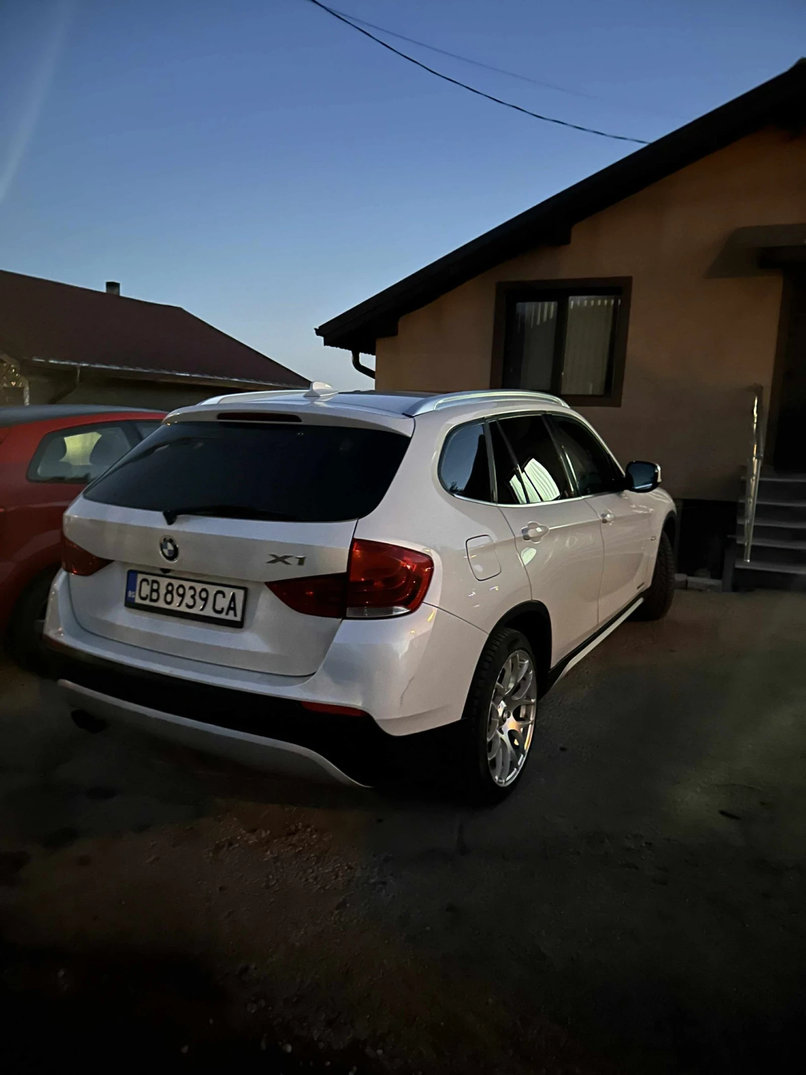 BMW X1 2.8 i Xdrive - изображение 6