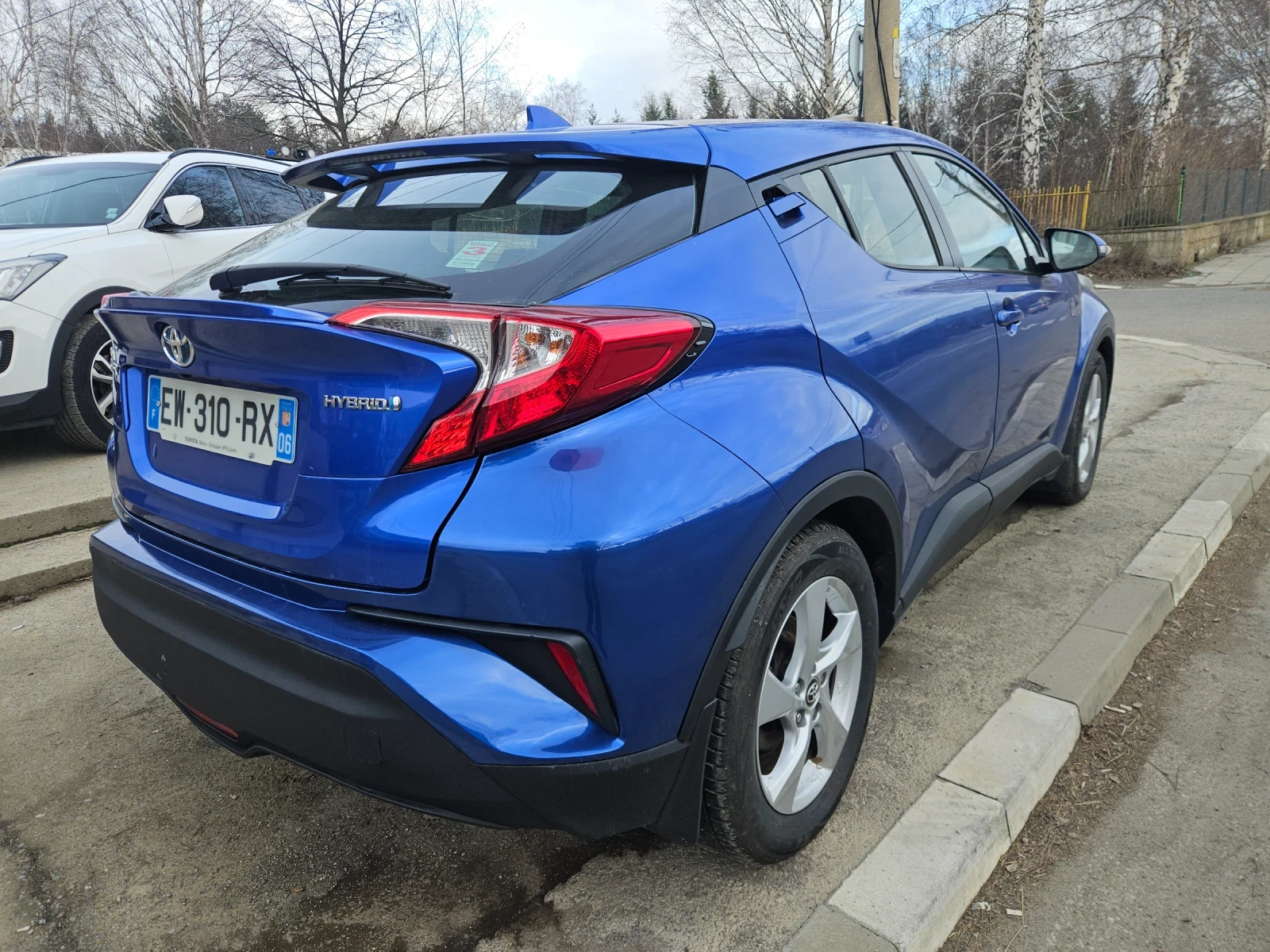Toyota C-HR 1.8i, снимка 7 - Автомобили и джипове - 53275538