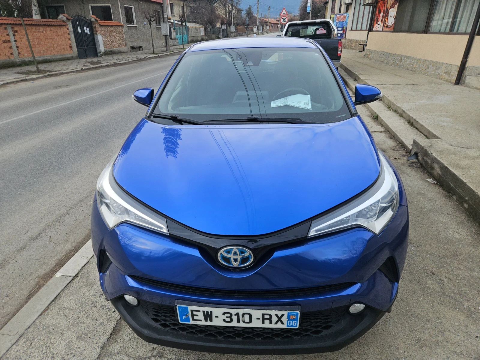 Toyota C-HR 1.8i, снимка 5 - Автомобили и джипове - 53275538