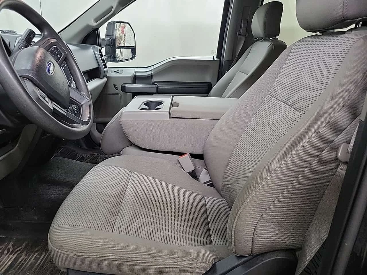 Ford F150 XLT CREW 5.0L| CARFAX| , снимка 5 - Автомобили и джипове - 53948901