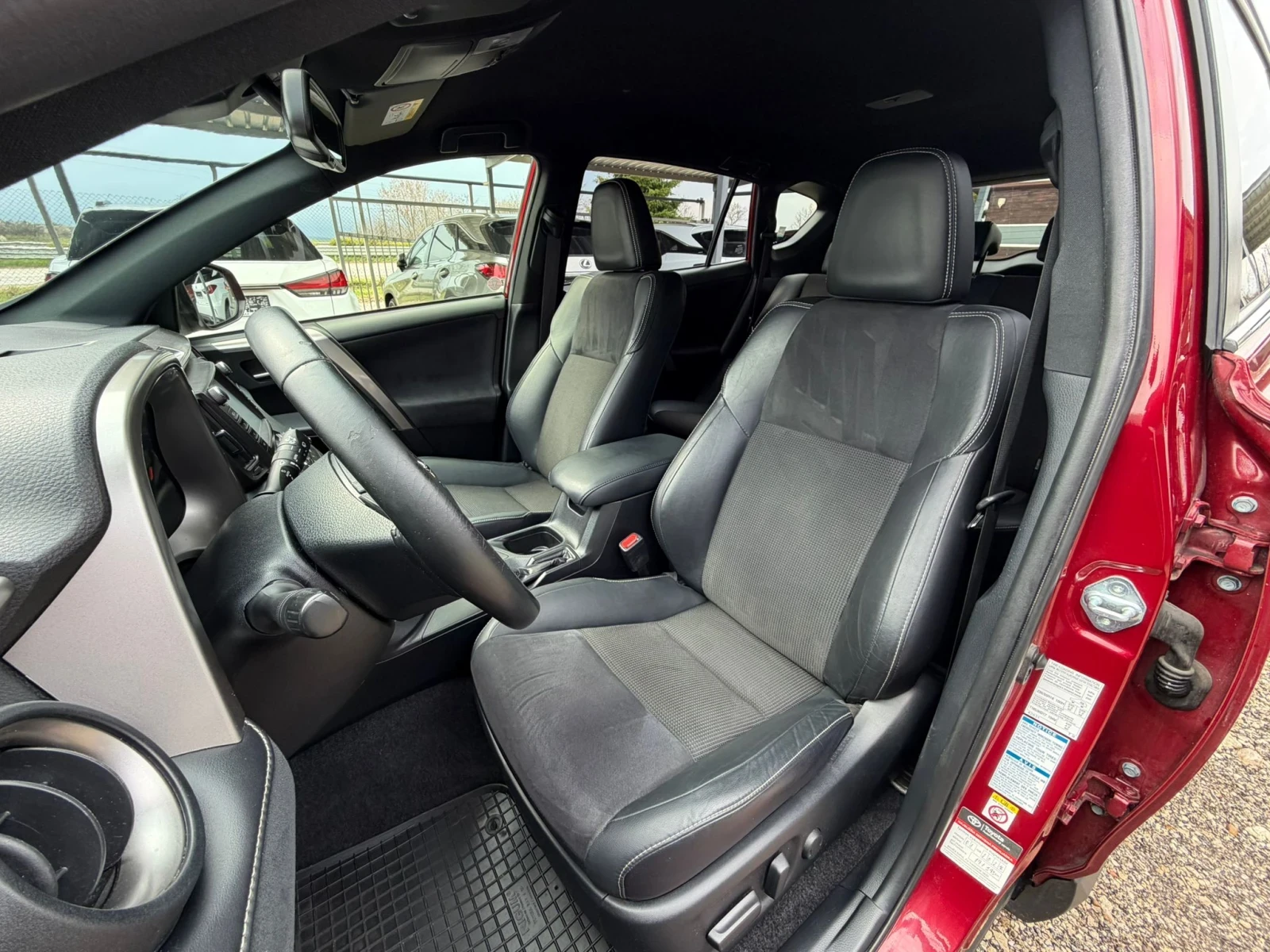 Toyota Rav4 Executive/4x4/360Camera/� �������� | Mobile.bg � ����������� 12