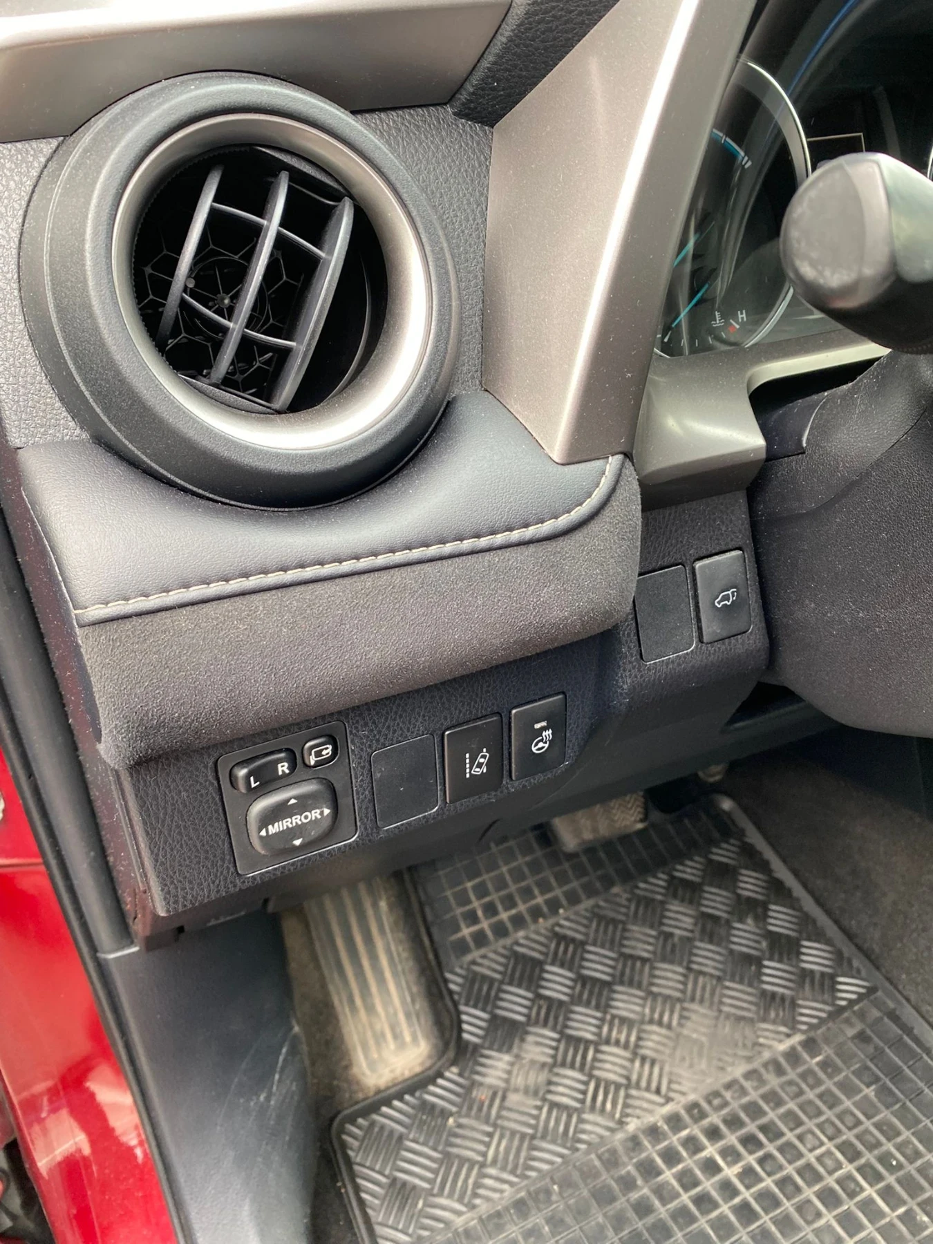 Toyota Rav4 Executive/4x4/360Camera/В гаранция, снимка 5 - Автомобили и джипове - 54038976