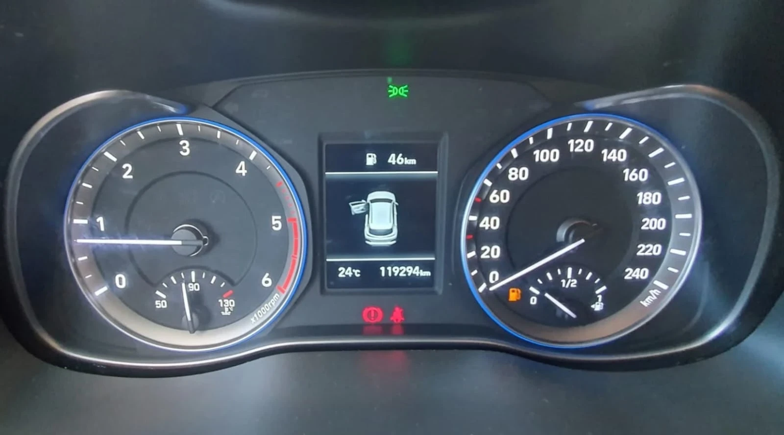 Hyundai Kona 1.6CRDI STYLE 119хил.км., снимка 12 - Автомобили и джипове - 54391019
