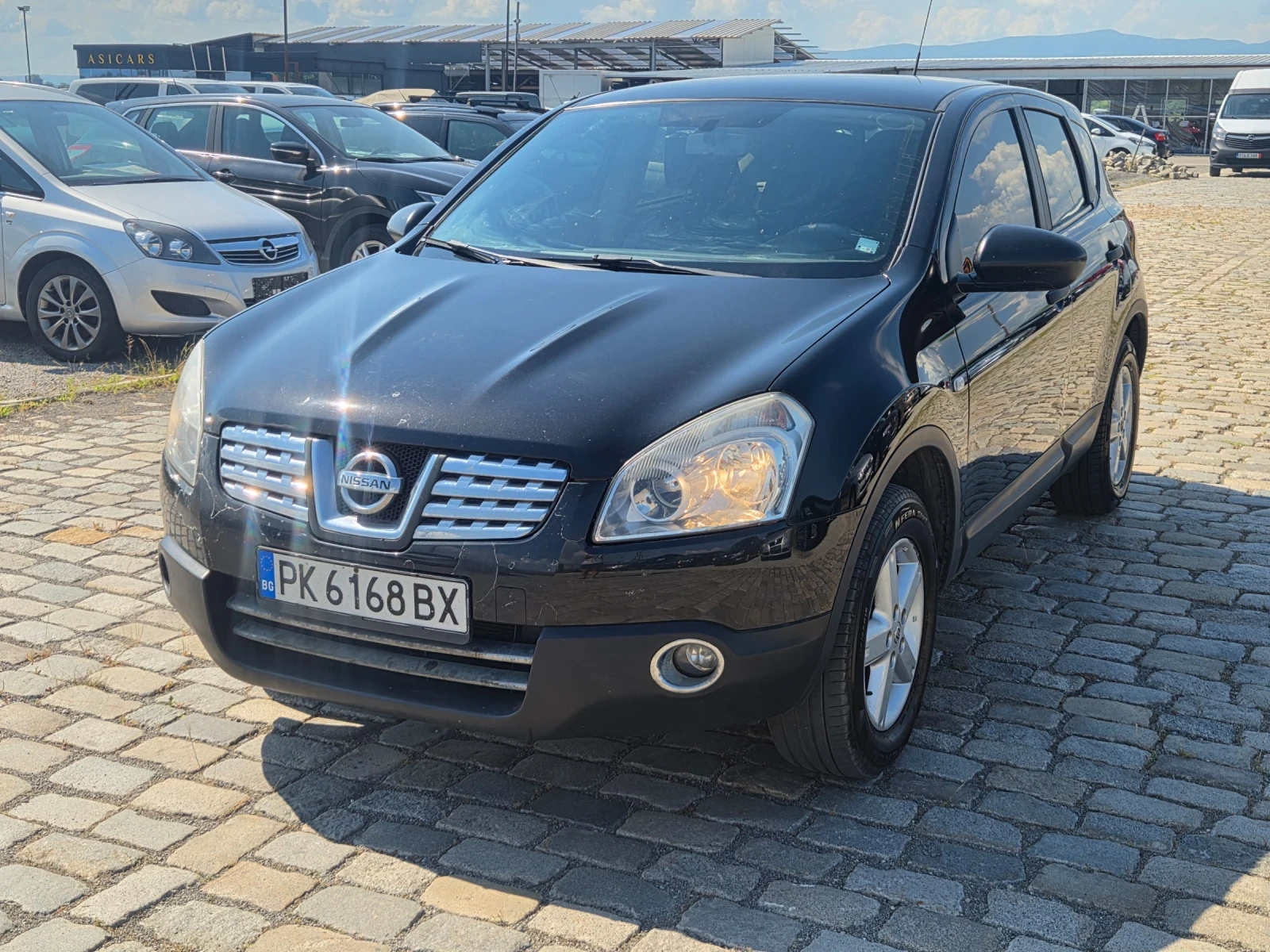 Nissan Qashqai 1.6i ГАЗ ВСИЧКО ПЛАТЕНО , снимка 3 - Автомобили и джипове - 54978103