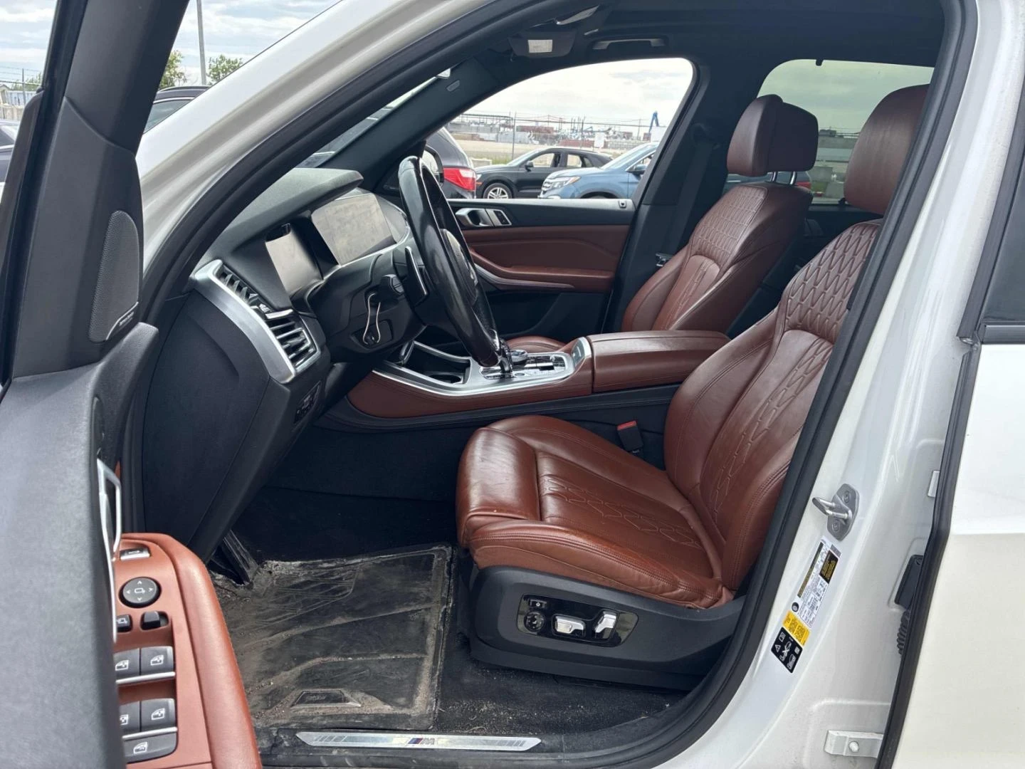 BMW X5 M-pkg| Distronic| H/K| Soft-Close| HUD| Massage, снимка 11 - Автомобили и джипове - 55103252