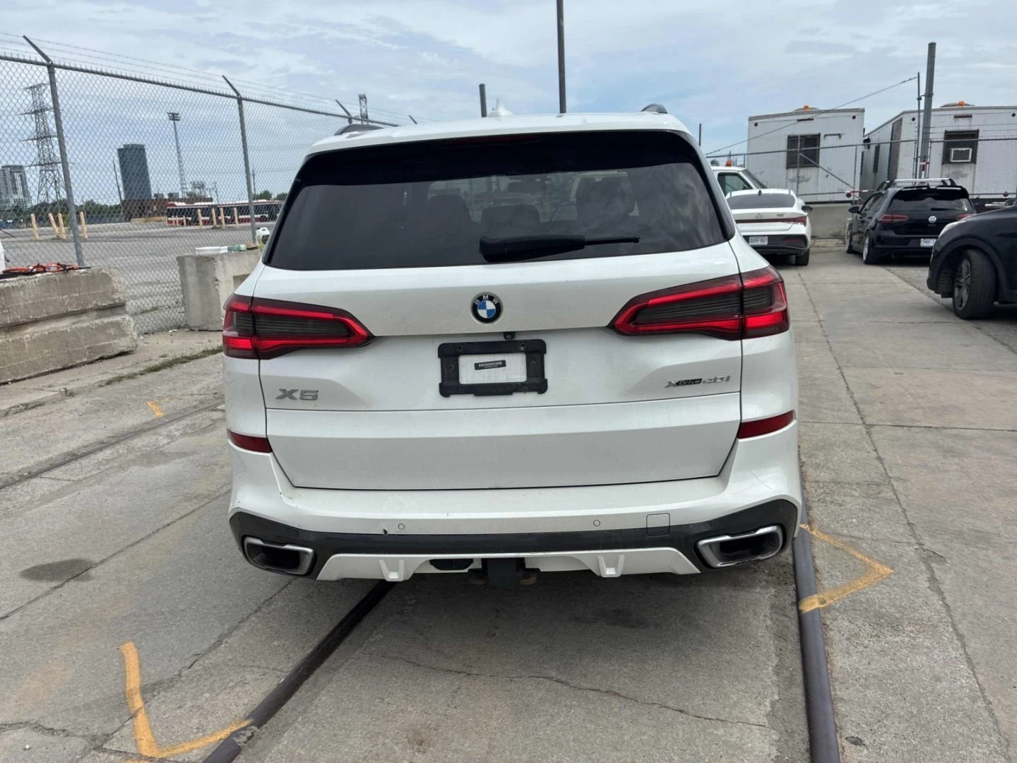 BMW X5 M-pkg| Distronic| H/K| Soft-Close| HUD| Massage, снимка 4 - Автомобили и джипове - 55103252