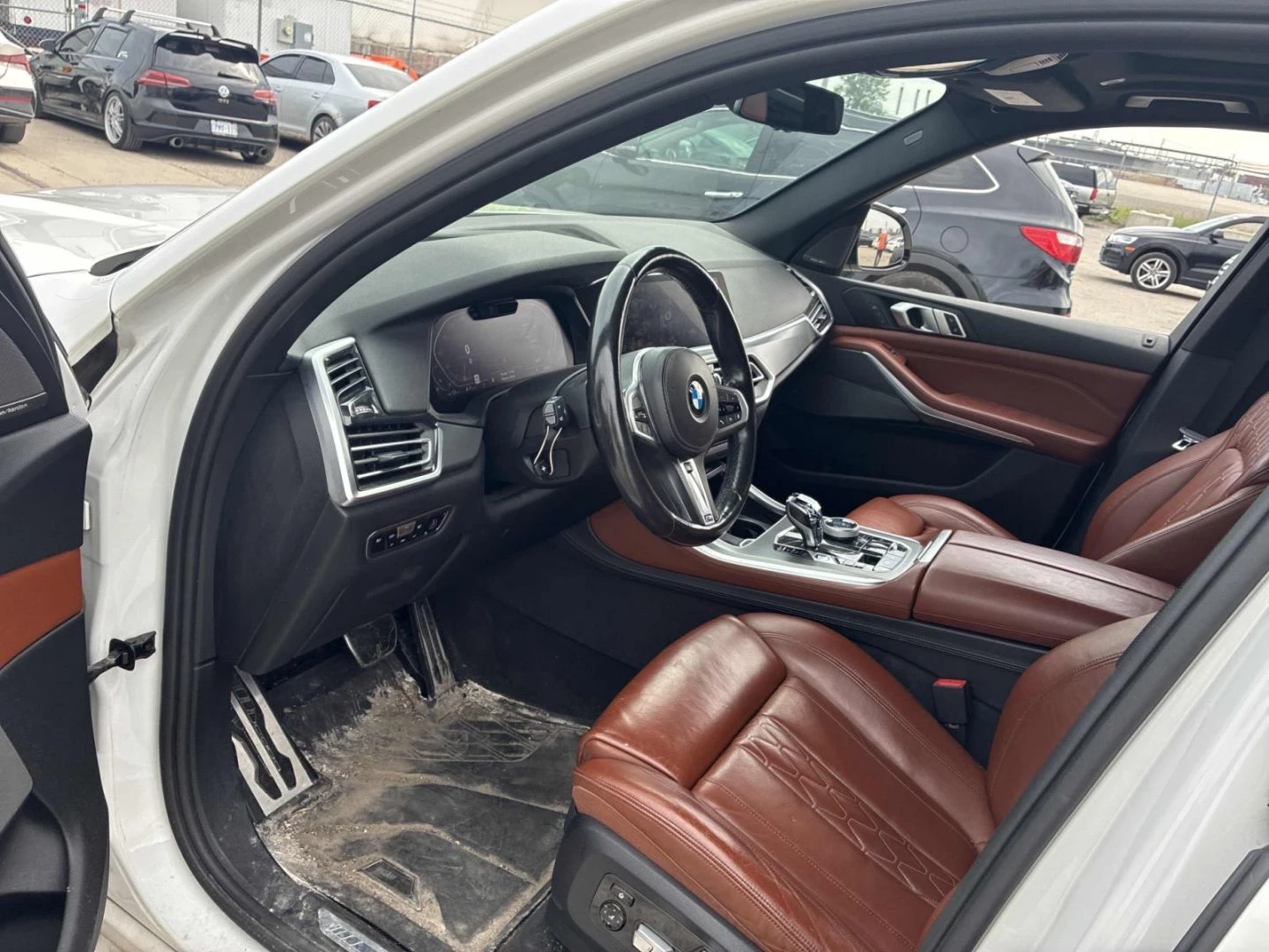 BMW X5 M-pkg| Distronic| H/K| Soft-Close| HUD| Massage, снимка 5 - Автомобили и джипове - 55103252